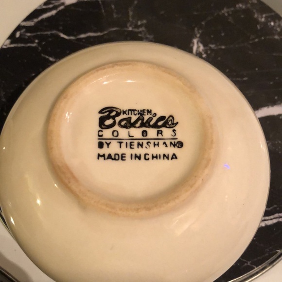 Kitchen Glassware - Picture 7 of 14